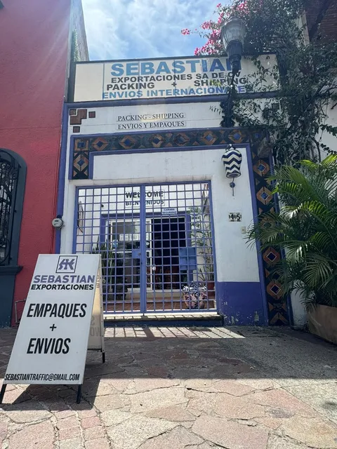 Fachada de las oficinas de Sebastian Exportaciones en Tlaquepaque